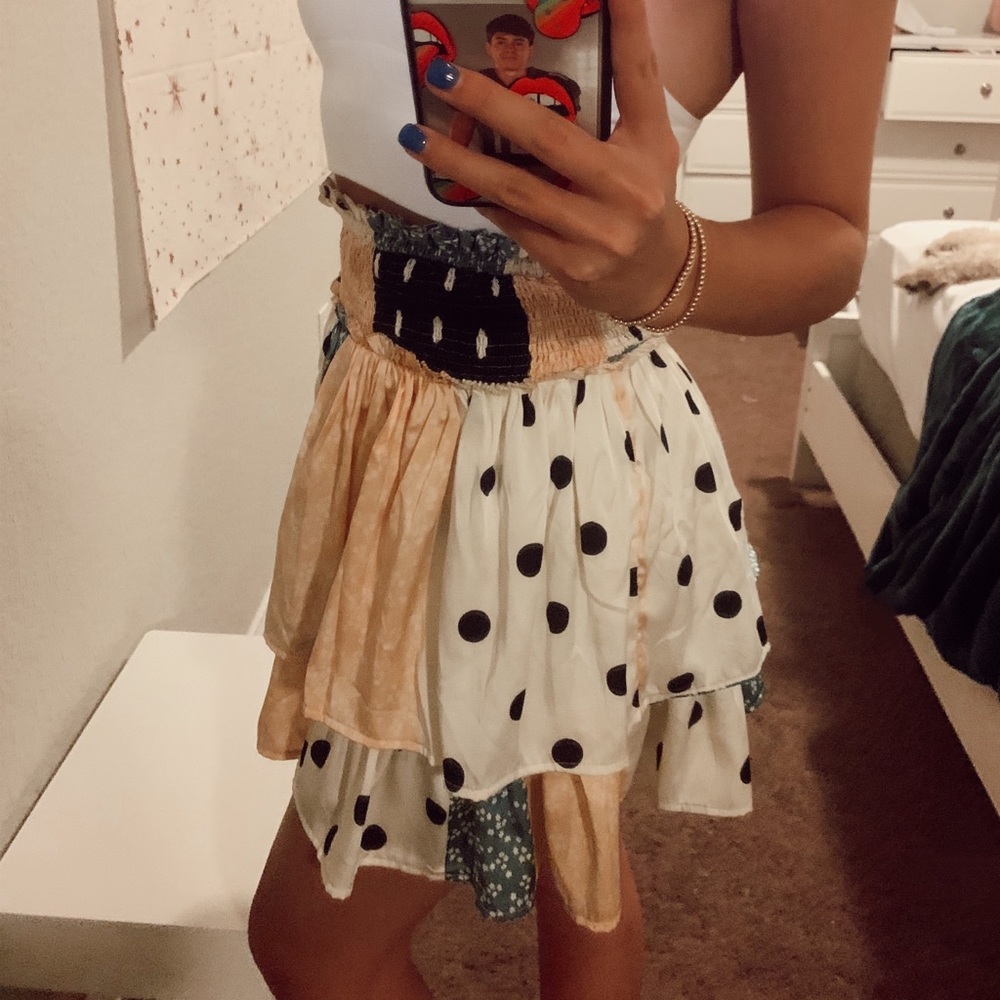 Pattern Ruffle Skirt - Picture 2 of 2